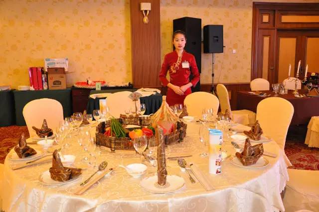 苦练内功 精进技艺 复盛大酒店2016年度宾馆服务技能展示纪实