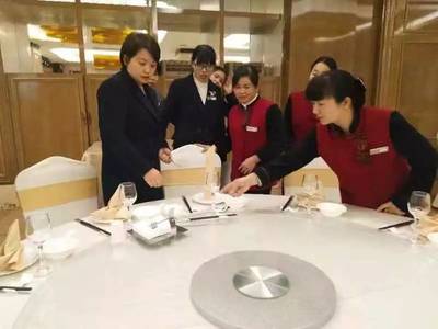 玉虹国际大酒店2018员工服务技能大赛 宾馆服务的卓越追求