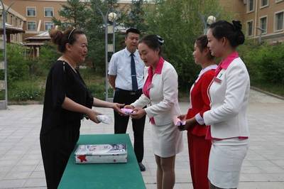 匠心铸就卓越，服务点亮精彩——阿拉善大酒店餐饮部第十届服务技能大赛纪实